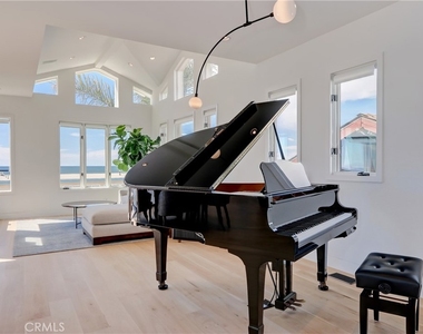 1712 Manhattan Avenue - Photo Thumbnail 6