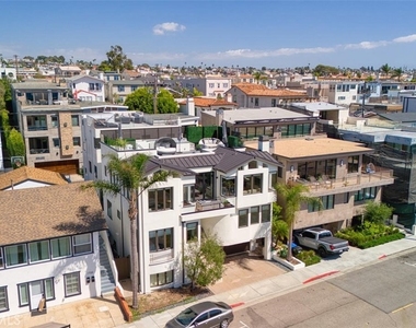 1712 Manhattan Avenue - Photo Thumbnail 35