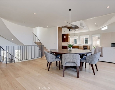 1712 Manhattan Avenue - Photo Thumbnail 34