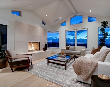 1712 Manhattan Avenue - Photo Thumbnail 11
