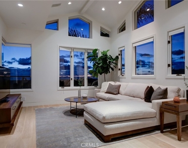 1712 Manhattan Avenue - Photo Thumbnail 22