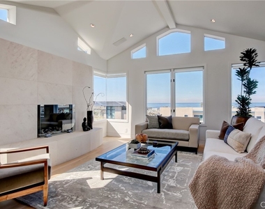 1712 Manhattan Avenue - Photo Thumbnail 4
