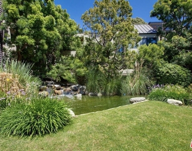 950 N Kings Road - Photo Thumbnail 61