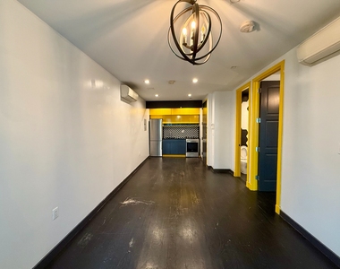 1296 Park Place - Photo Thumbnail 3