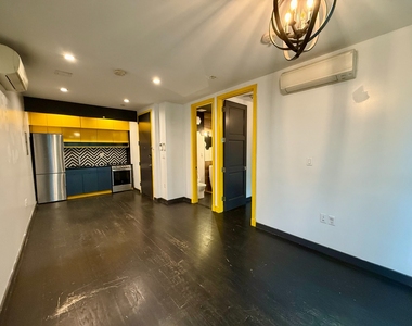 1296 Park Place - Photo Thumbnail 4