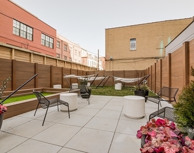 957 Atlantic Avenue - Photo Thumbnail 8