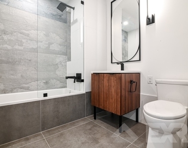957 Atlantic Avenue - Photo Thumbnail 5