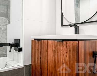 957 Atlantic Avenue - Photo Thumbnail 6