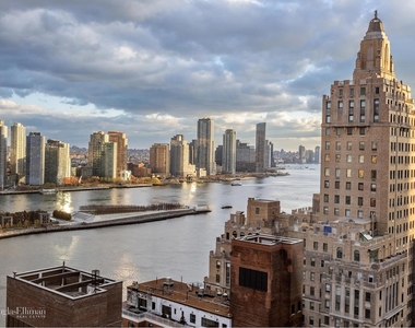415 E 54th St - Photo Thumbnail 16
