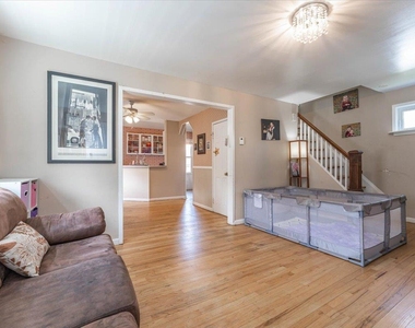 1262 Webster Street - Photo Thumbnail 2