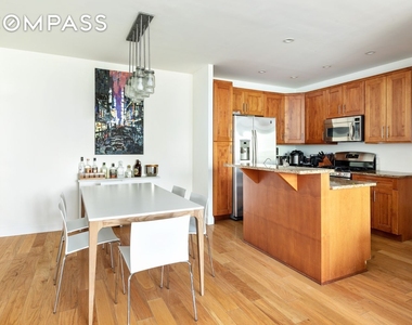 52 Dean Street - Photo Thumbnail 1