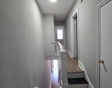 3047 Frankford Avenue - Photo Thumbnail 6