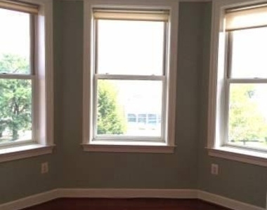 1300 Kenyon Street Nw - Photo Thumbnail 7