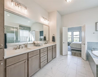 1104 Morro Bay Ct - Photo Thumbnail 22