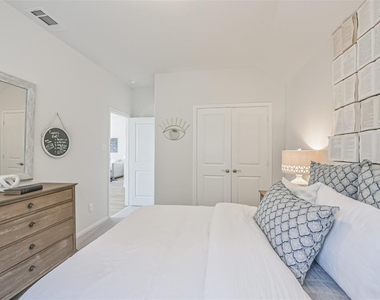 1104 Morro Bay Ct - Photo Thumbnail 31