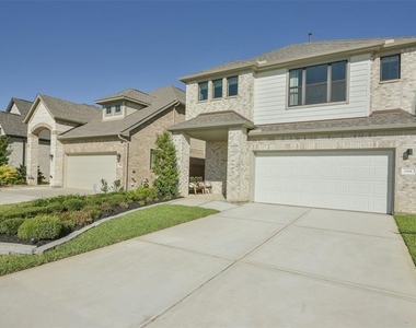 1104 Morro Bay Ct - Photo Thumbnail 2