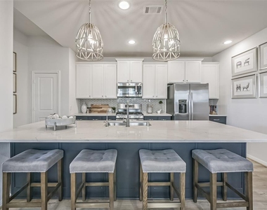 1104 Morro Bay Ct - Photo Thumbnail 8