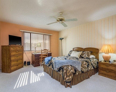 9910 Eagles Point Circle - Photo Thumbnail 15