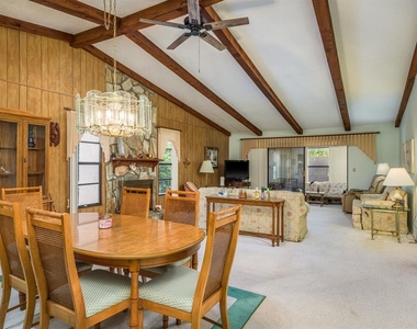 9910 Eagles Point Circle - Photo Thumbnail 5