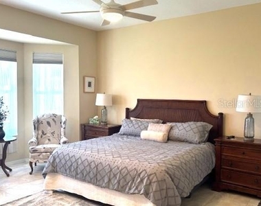 9480 Forest Hills Circle - Photo Thumbnail 17