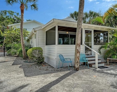3708 Sandspur Lane - Photo Thumbnail 95