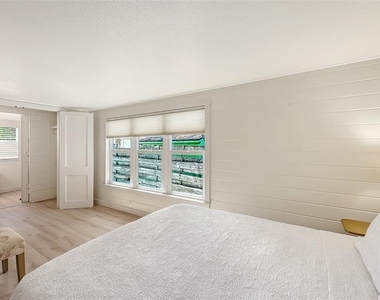 3708 Sandspur Lane - Photo Thumbnail 24