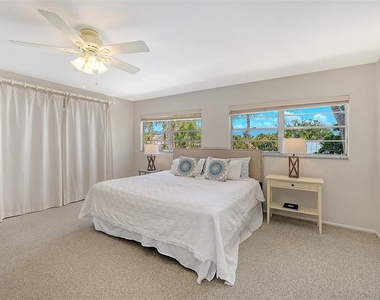 3708 Sandspur Lane - Photo Thumbnail 30