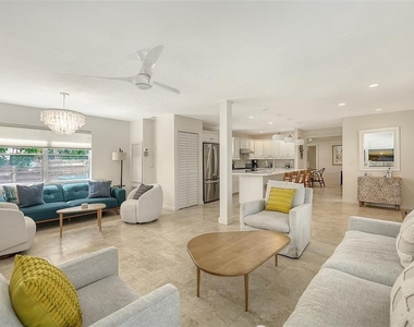 3708 Sandspur Lane - Photo Thumbnail 2