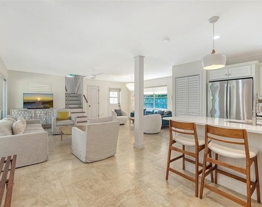 3708 Sandspur Lane - Photo Thumbnail 11
