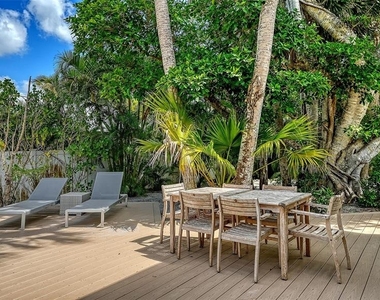 3708 Sandspur Lane - Photo Thumbnail 56