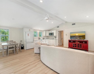 3708 Sandspur Lane - Photo Thumbnail 48