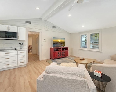 3708 Sandspur Lane - Photo Thumbnail 46