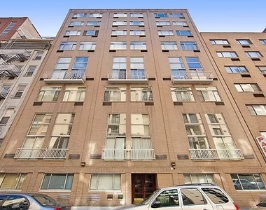 220 East 24th Street - Photo Thumbnail 5