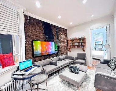 344 East 55th Street - Photo Thumbnail 0