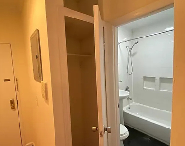 71 Pineapple Street - Photo Thumbnail 9