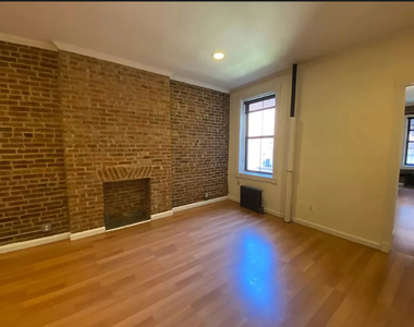 71 Pineapple Street - Photo Thumbnail 6