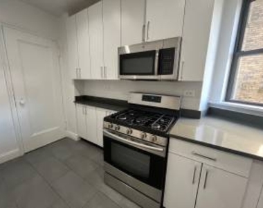 W 68th Street - Photo Thumbnail 3