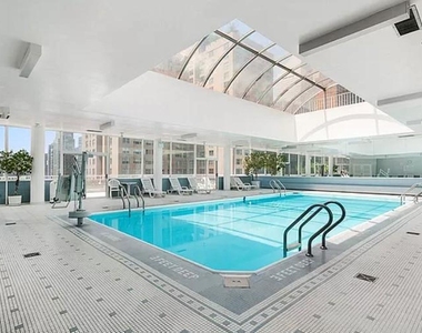 East 56th Street - Photo Thumbnail 7