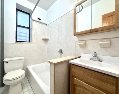 610 West 150th Street - Photo Thumbnail 5