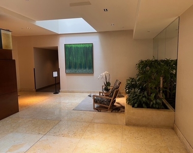 535 West 23rd Street - Photo Thumbnail 11