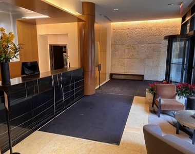 535 West 23rd Street - Photo Thumbnail 15