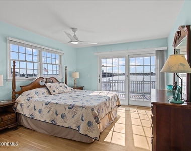 1118 Barnegat Lane - Photo Thumbnail 31