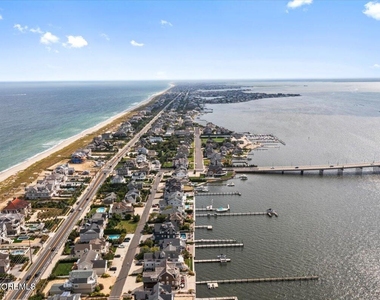 1118 Barnegat Lane - Photo Thumbnail 46