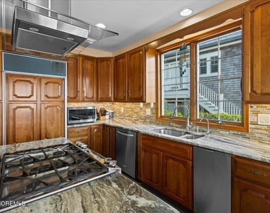 1118 Barnegat Lane - Photo Thumbnail 16