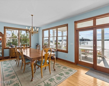1118 Barnegat Lane - Photo Thumbnail 11