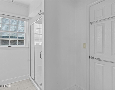 1118 Barnegat Lane - Photo Thumbnail 39