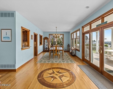1118 Barnegat Lane - Photo Thumbnail 9