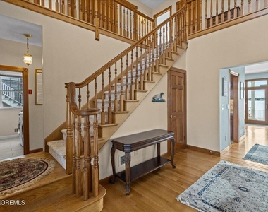 1118 Barnegat Lane - Photo Thumbnail 14