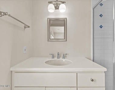 1043 Barnegat Lane - Photo Thumbnail 21