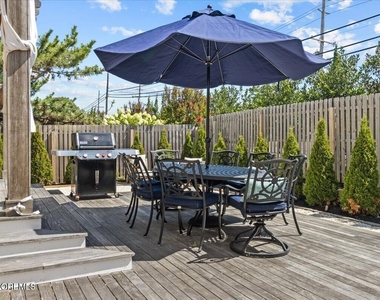 1043 Barnegat Lane - Photo Thumbnail 54